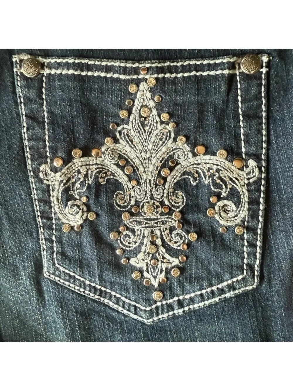TRU LUXE✨ Women’s Mid-Rise Embellished Capri Jeans 💎🌟👡 Size 8